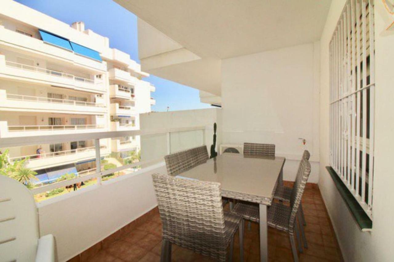 Puerto Estepona Ngoại thất bức ảnh