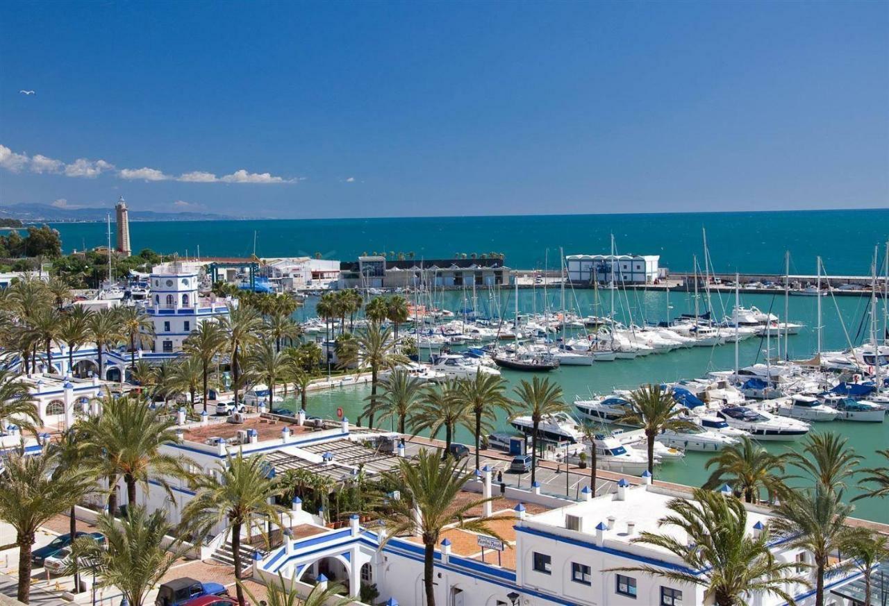 Puerto Estepona Ngoại thất bức ảnh