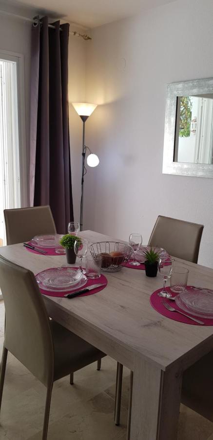 Puerto Estepona Ngoại thất bức ảnh